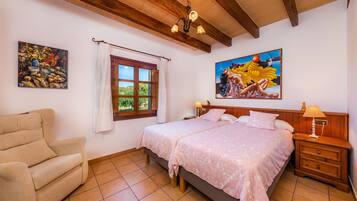 4 Schlafzimmer, kostenloses WLAN, Bettwäsche
