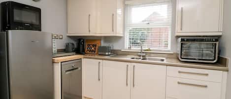 Fridge, dishwasher, electric kettle, toaster