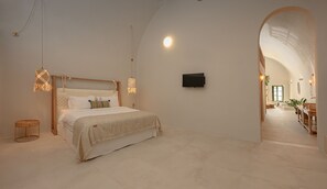 3 dormitorios, tabla de planchar con plancha, cuna de viaje