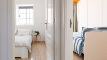 3 chambres, fer et planche Ă  repasser, Wi-Fi gratuit, draps fournis