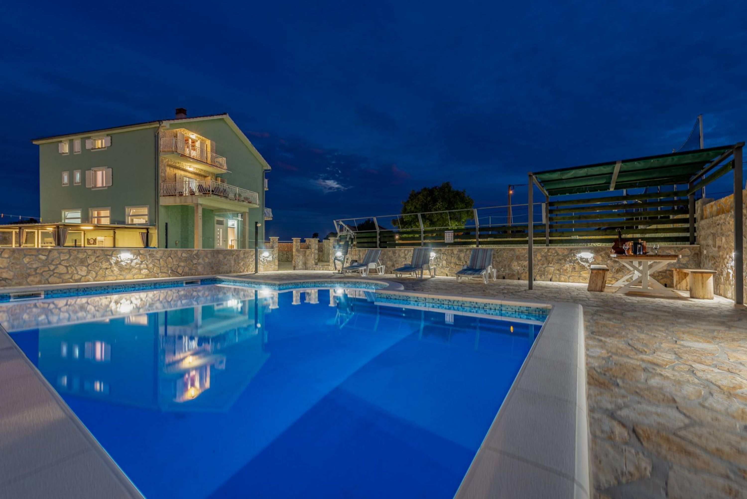 8 bedrooms