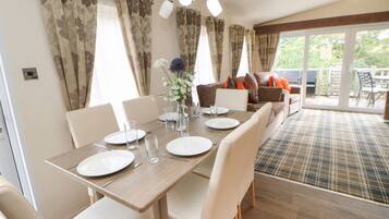 Fridge, dishwasher, electric kettle, toaster