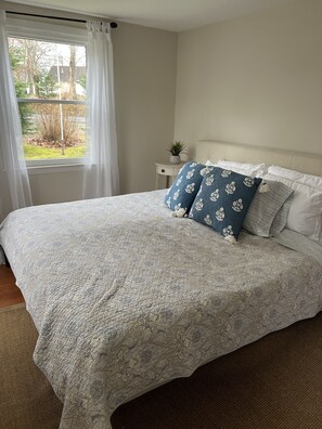 6 bedrooms, iron/ironing board, travel cot, free WiFi