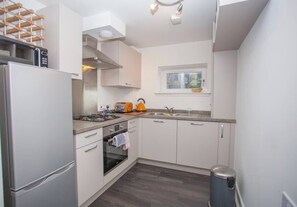 Frigorifero, microonde, forno, macchina per tè/caffè