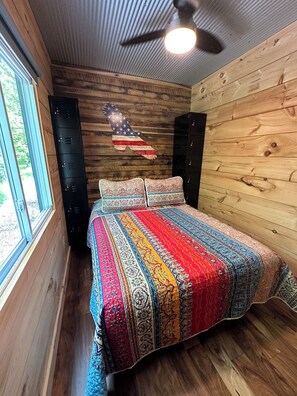 1 bedroom, free WiFi, bed sheets