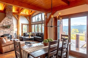 TV, stereo, offices - Custom Fairplay 5 BR | Hot Tub & Mountain Views (Alma)