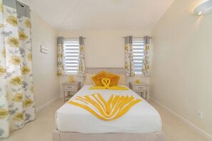 3 bedrooms, WiFi, bed sheets, wheelchair access