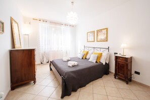 1 camera, ferro/asse da stiro, Wi-Fi gratuito, lenzuola