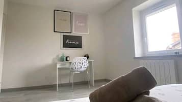 2 chambres, bureau, lit parapluie, Wi-Fi gratuit