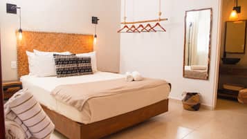 Standard Double Room | Minibar, in-room safe, blackout drapes, free WiFi