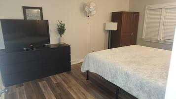 3 chambres, bureau, fer et planche à repasser, Wi-Fi gratuit