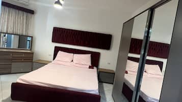 2 bedrooms, free WiFi, bed sheets, wheelchair access