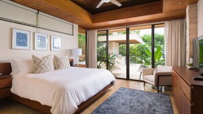 3 bedrooms, in-room safe, desk, iron/ironing board