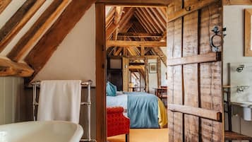 7 chambres, draps en coton égyptien, bureau, fer et planche à repasser