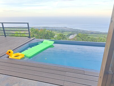 Villa Bellevue in the heights of Saint Leu: breathtaking views