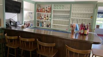 Bar (en la propiedad)