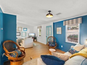 Smart TV - Peachy Pines - Serene Lakefront Cottage w/ Dock (Sparta)