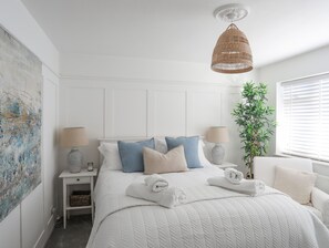 5 bedrooms, individually decorated, individually furnished, free WiFi - Trem Ynys (Pwllheli)