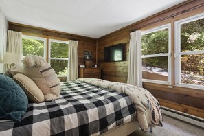 5 slaapkamers, een strijkplank/strijkijzer, gratis wifi, beddengoed