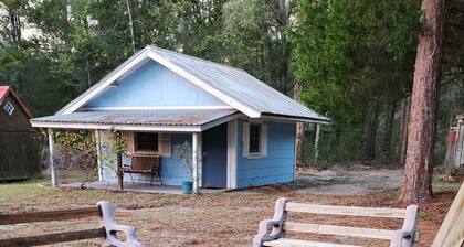 Cabin (Private Air Strip N FL)