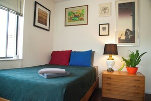 2 bedrooms, desk, iron/ironing board, free WiFi