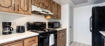 Spacious Pet Friendly Retreat!