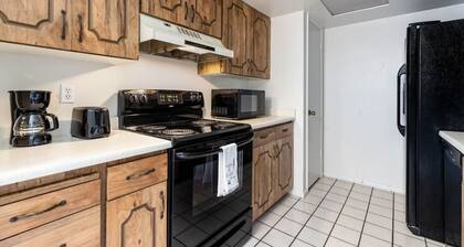 Spacious Pet Friendly Retreat!