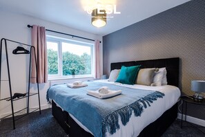 3 Schlafzimmer, Bügeleisen/Bügelbrett, kostenloses Internet