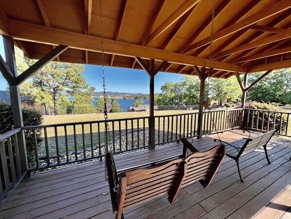 Terrace/patio - South Shore 1 bdrm! Cabana-Gameroom/Mini-Golf! Indoor Hot Tub & More! (Hot Springs)