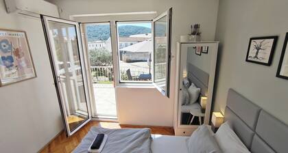 Oleas Stari Grad Hvar – Holiday Home – 2 min to Sea and Center