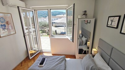Oleas Stari Grad Hvar – Holiday Home – 2 min to Sea and Center
