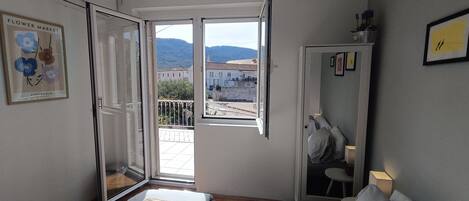 4 Schlafzimmer, Bügeleisen/Bügelbrett, kostenloses WLAN, Bettwäsche