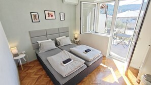 4 habitaciones, tabla de planchar con plancha y wifi gratis 