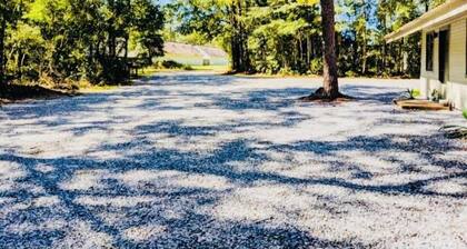 #4 Quiet, peaceful, place to stay w/ recreation center access!
