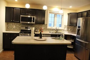 Fridge, microwave - Private room and full bathroom in NH (Dover)