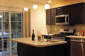 Fridge, microwave - Private room and full bathroom in NH (Dover)