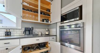 Elegant, historic gem in heart of wine country.