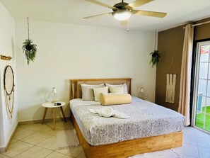 1 camera, una cassaforte in camera, ferro/asse da stiro, Wi-Fi gratuito