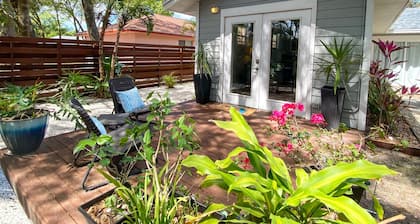 Seahorse Suite Bradenton Hideaway