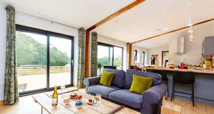 The Barn at Foxholes Farm in Peaceful Rural Devon