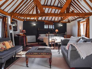 1 chambre, Wi-Fi gratuit, draps fournis