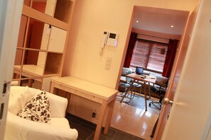 Smart-tv, een dvd-speler en een printer