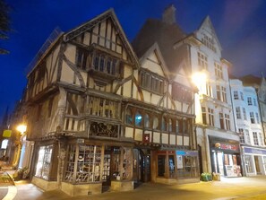 Unclassified image, 2 of 11, button - Beautiful, Spacious House in Oxford, England (Oxford)