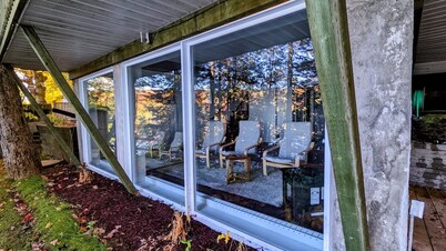 Le Sanctuaire de L'artisan Luxury Waterfront Accommodation
