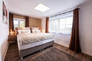 3 Schlafzimmer, Bügeleisen/Bügelbrett, Reisekinderbett, kostenloses WLAN