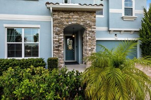 Front of property - Solara Sunshine (Kissimmee)
