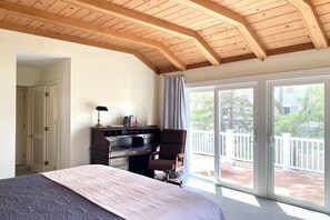 4 Schlafzimmer, Schreibtisch, Bügeleisen/Bügelbrett, Reisekinderbett