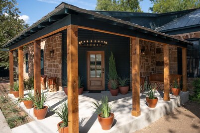 Boutique Hotel Mason TX