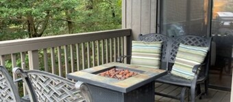 Big Canoe cottage on Lake Sconti with water and golf course views