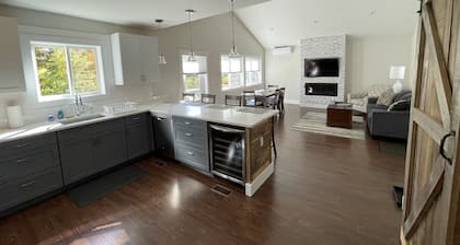 New 3-Bed Charming House